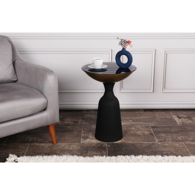 Side table1006